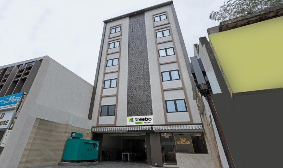 Treebo Oscar hotel in rajkot near airport