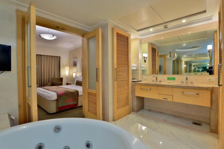 jacuzzi The Imperial Palace