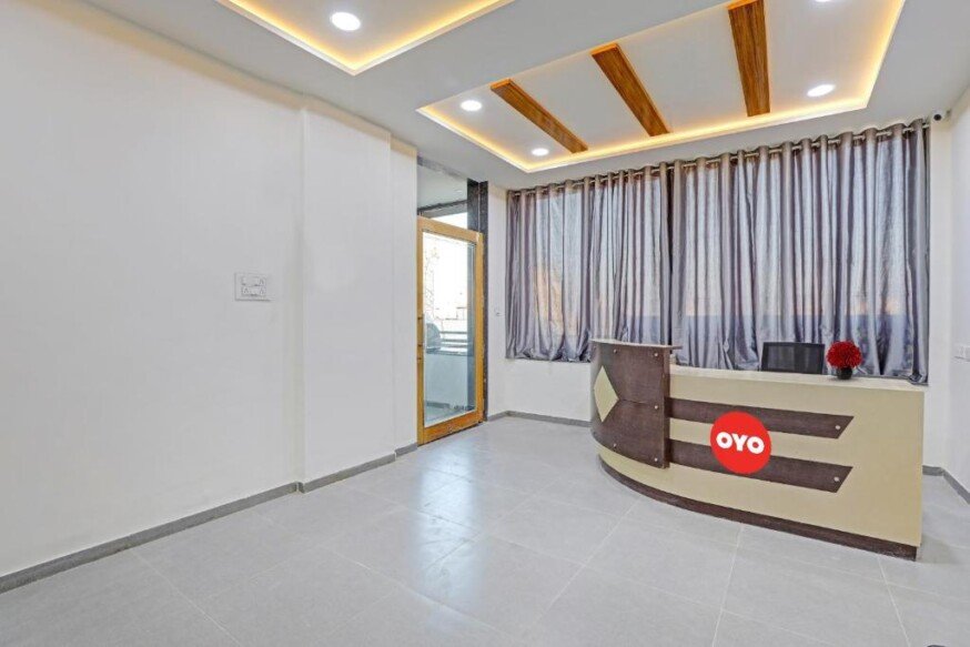 oyo room Hotel King'S Land