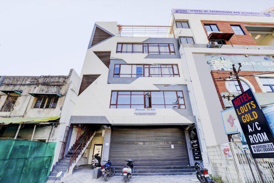 Collection O Hotel Lotus Gold vadodara