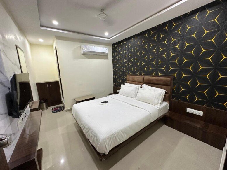 HOTEL GOLDEN VIEW vadodara