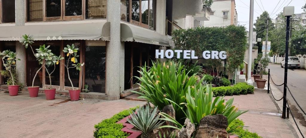 Hotel GRG vadodara