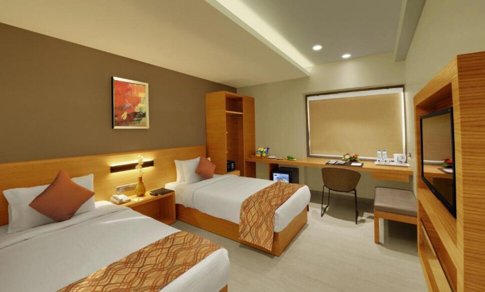 Hotel Suba Elite Vadodara