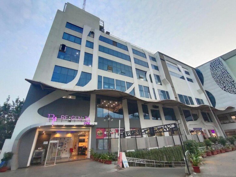 hotel in vadodara near airport Regenta Inn Vadodara